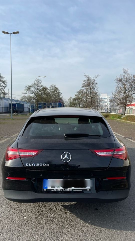 Mercedes-Benz CLA 200 Shooting Brake  d 8 Gang Dct in Zwickau