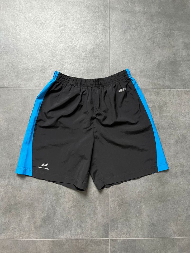 Pro Touch Shorts in Hennef (Sieg)