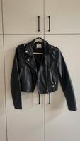 Bershka Lederjacke Damen / Gr. S (ungetragen) Thüringen - Gera Vorschau