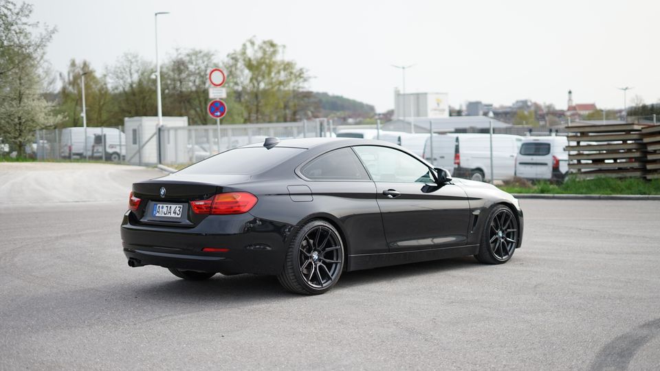 BMW 428i Coupe in Altenmünster