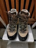 Lowa Mauria Evo LL Damen Wanderstiefel, Größe 40 München - Trudering-Riem Vorschau