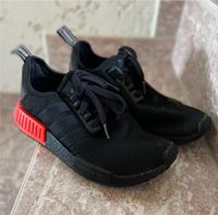 Adidas NMD_R1 Core Black/Solar Red (schwarz rot) 42 Sachsen - Niederwürschnitz Vorschau