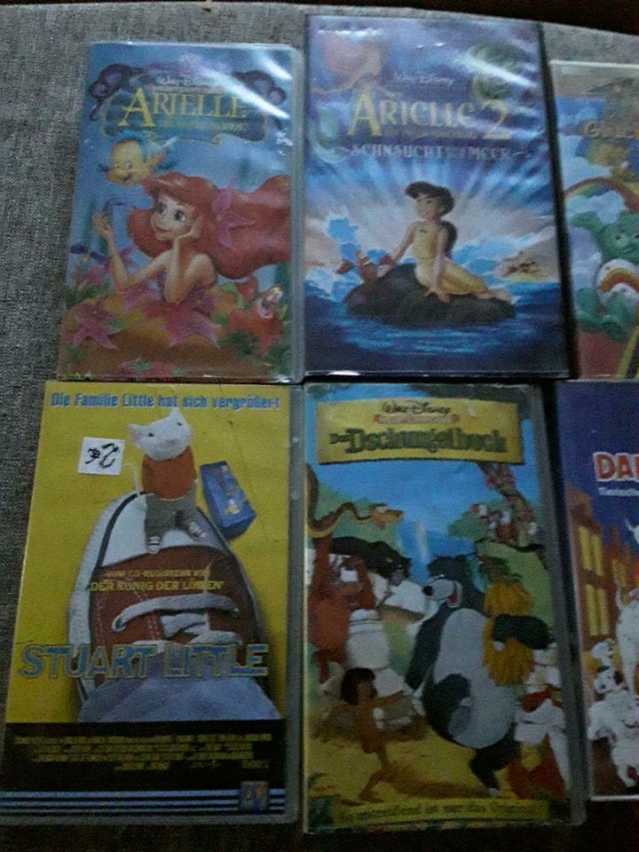 8 VHS Disney's Kinderfilme in Teublitz