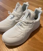 Feethit Sneaker Sportschuhe Laufschuhe Größe 46 neu Bayern - Waldkirchen Vorschau