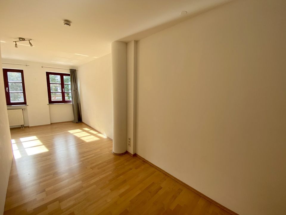 Individuelle 2-3 Zimmerwohnung, Altstadt, gewerblich nutzbar in Ingolstadt