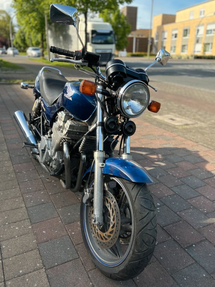 Honda CB Seven fifty in Hamm