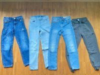 4 Hosen Jeans Jogginghose Gr. 134 Nordrhein-Westfalen - Mülheim (Ruhr) Vorschau