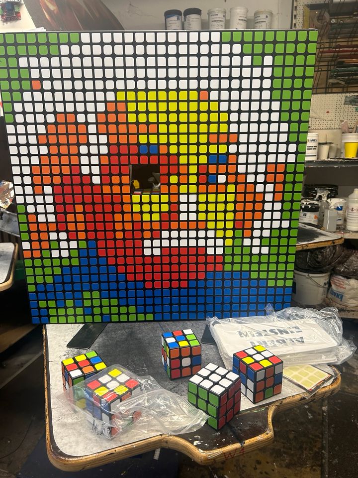 Zaubertrick Rubik art in Dresden