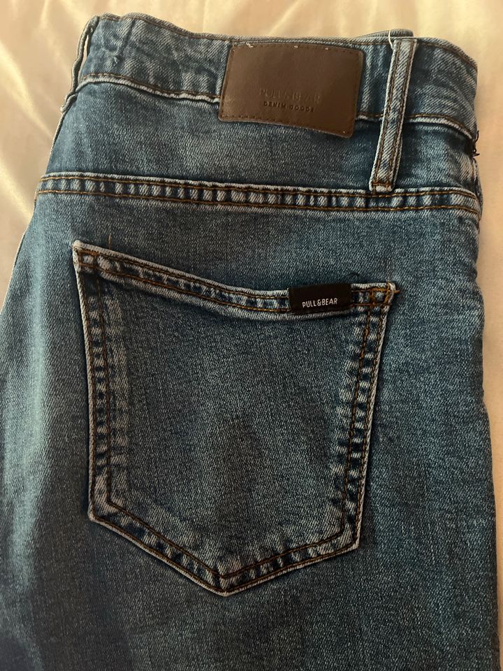 Damenhose Jeans Pull & Bear Gr.40 in Saarbrücken