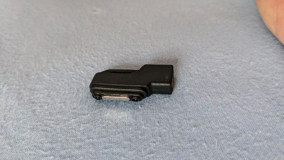 Magnetischer Lade-Adapter für Sony Xperia Z1, Z1 Compact, Z2 in München
