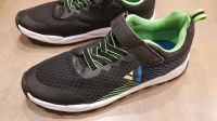 Neue Turnschuhe Sportschuhe Hallenschuhe Gr. 37 NEU Baden-Württemberg - Dürbheim Vorschau