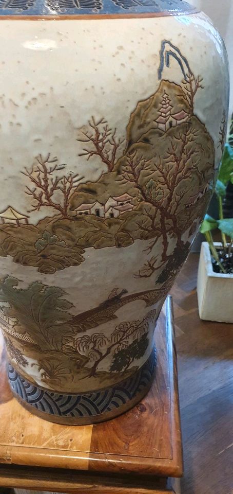 Antike/vintage XXL chinesische Bodenvase. in Leipzig