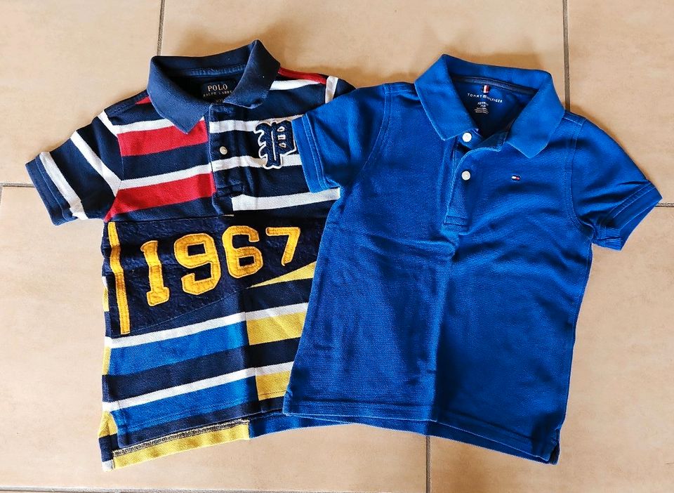 2 x Poloshirt Hilfiger und Ralph Lauren 104 in Finnentrop