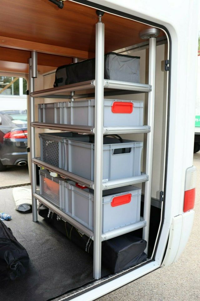 Wohnmobil Aufbewahrungsregal, Boxen Regal für die Heckgarage in Neusäß