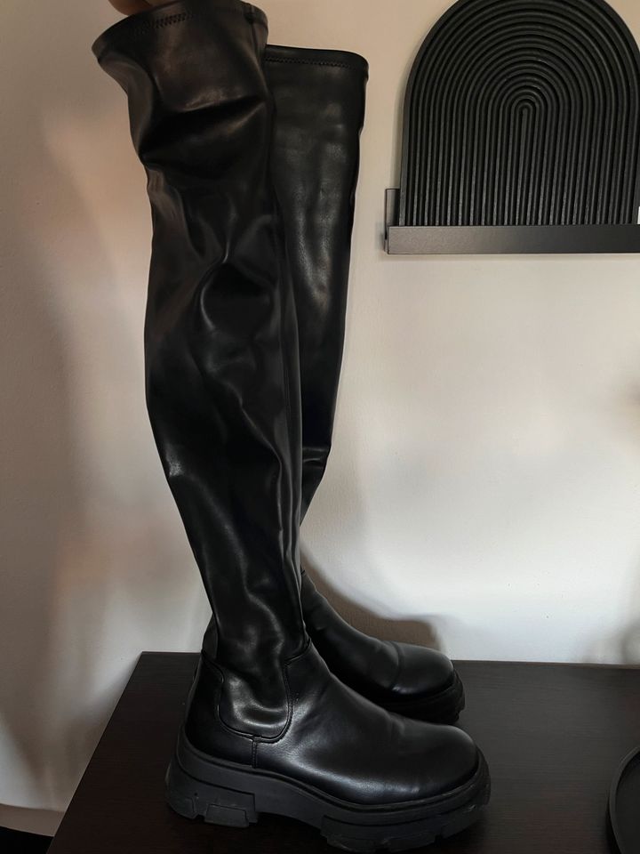 Overknee Boots in Passau