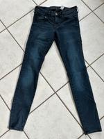 Jeanshose dunkelblau Hessen - Büdingen Vorschau