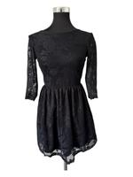 Schwarzes Kleid mit Spitze von Bershka bsk & You, Gr. S Brandenburg - Panketal Vorschau