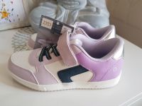 Ungetragen Mädchen Schuhe sneacker blinkenden gr 36 Brandenburg - Potsdam Vorschau