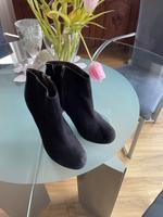 Wunderschöne Stiefelette Gr 39 Niedersachsen - Diekholzen Vorschau