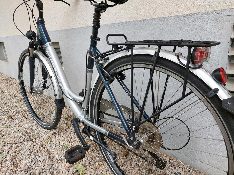 Bergamont Fahrrad mit tiefem Einstieg, 28 Zoll in Dresden