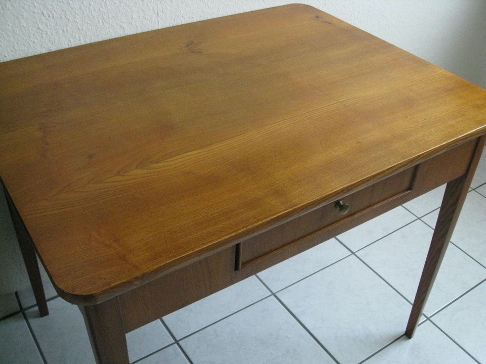 Biedermeier-Tisch um 1820 Esche massiv/furniert - TOP Antiquität in Oldenburg