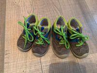 2x Schuhe Zwillinge Marke Superfit Gr. 20 u. 21 Nordrhein-Westfalen - Bestwig Vorschau