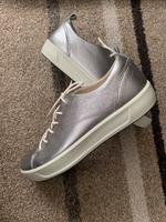 ECCO SOFT 8 Sneaker Schuhe Leder silber Gr. 38 Hessen - Kassel Vorschau