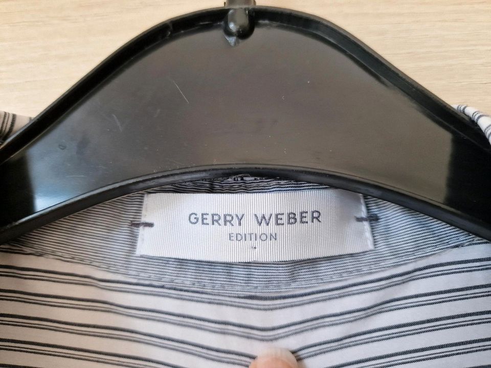 Gerry Weber Bluse weiß/grau gestreift Gr.36/38 in Erkelenz