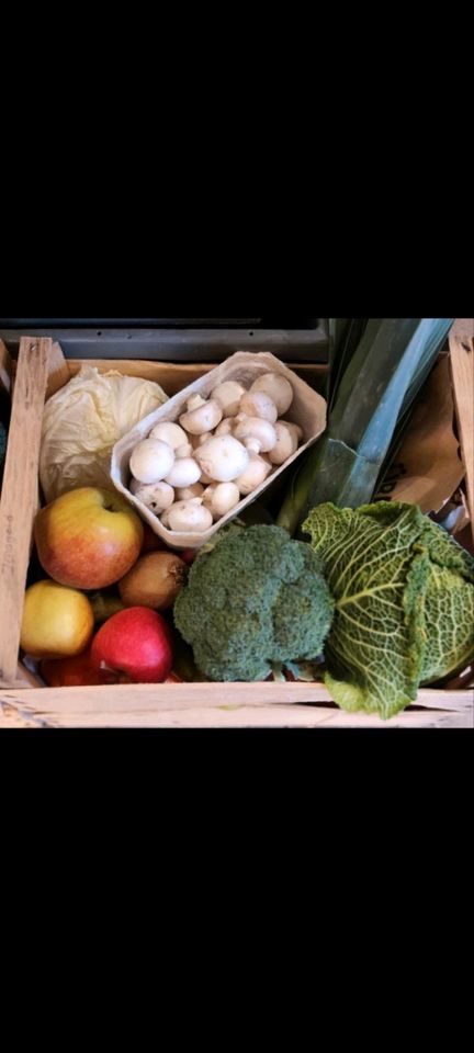 Obst und Gemüse Kisten Wochenendbox frisch geerntet Top Qualität in Teningen