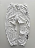 Nike Jogginghose (weiß) Niedersachsen - Celle Vorschau