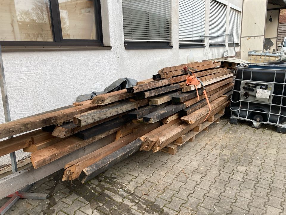 Bauholz Holz ca 17x8cm usw um 3 Meter mehr am Dachstuhl Brennholz in Vogtareuth