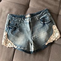 Neue Hotpants / Jeansshorts Gr. 38 Nordrhein-Westfalen - Much Vorschau