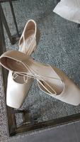 GABOR | Brautschuhe | neu | Gr. 7 | neu (OVP) Niedersachsen - Buxtehude Vorschau