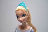 Disney Eiskönigin Elsa Puppe von Mattel mit Krone und Schuhe, TOP Baden-Württemberg - Orsingen-Nenzingen Vorschau