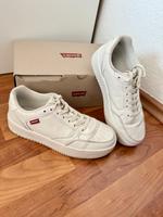 Sneaker weiß Gr. 38 Levi‘s Sachsen - Delitzsch Vorschau