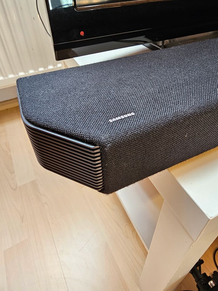 Samsung Anlage 9.1.4-Kanal Soundbar HW-Q950T in Blaustein