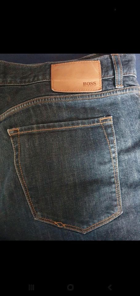 Hugo Boss Jeans  blau 36/34 wneu in Harrislee