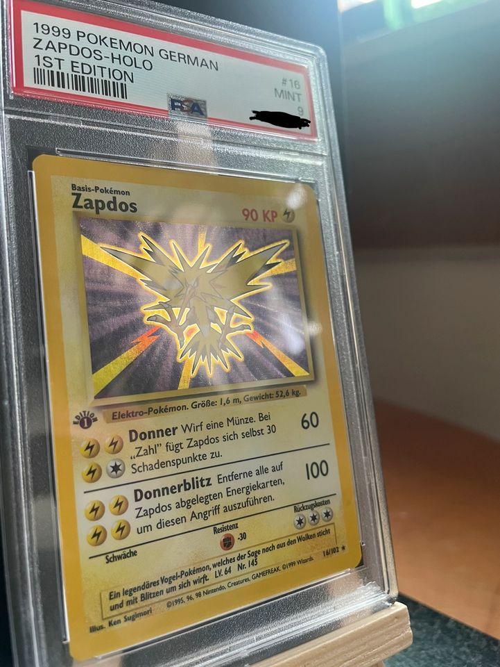 Zapdos Holo 1. Edition PSA 9 German 16/102 Pokemon in Stuttgart