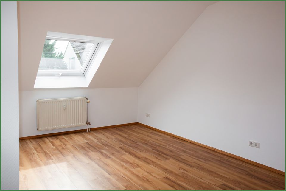 2 Zimmerwohnung mit Balkon/Loggia, Aufzug u. Stellplatz in Burscheid Hilgen in Burscheid