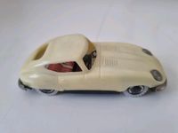 Jaguar E Type, Kunstoff und Blech, Japan,Selten, 9,5 cm Baden-Württemberg - Freiburg im Breisgau Vorschau