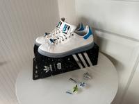 Turnschuhe Adidas Star Wars Luke Skywalker GR.38 2/3 Rheinland-Pfalz - Wallmerod Vorschau
