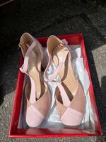 Neue Marci Tozzi Pumps Größe 39 Essen - Essen-Ruhrhalbinsel Vorschau