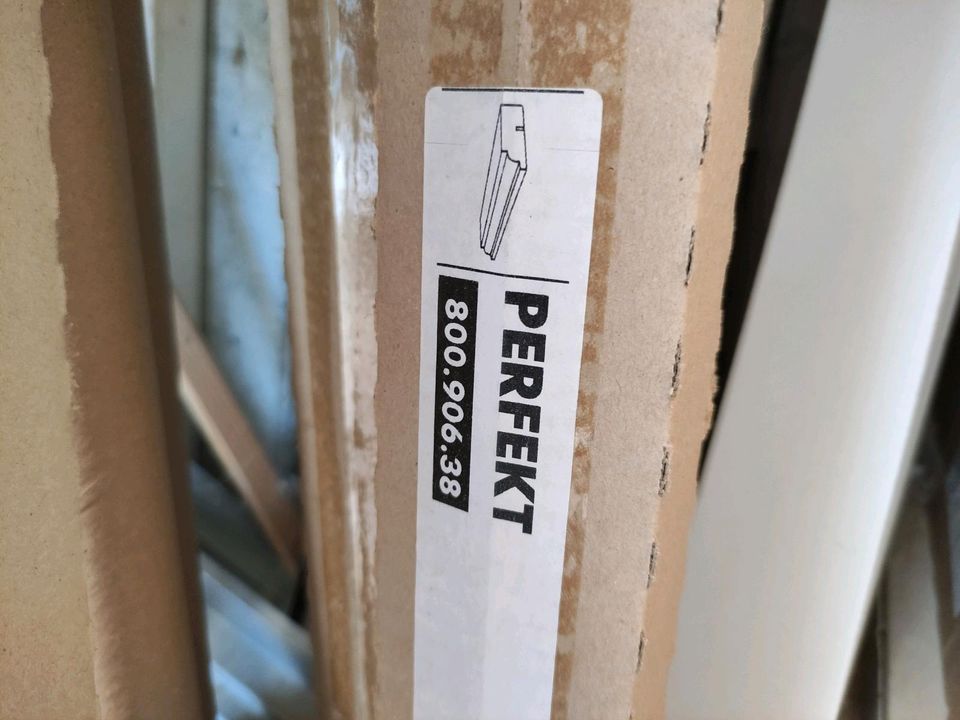 Ikea Artikel 800.906.38, Kranzleiste für Faktum chremeweiß in  Sachsen-Anhalt - Harzgerode | eBay Kleinanzeigen ist jetzt Kleinanzeigen
