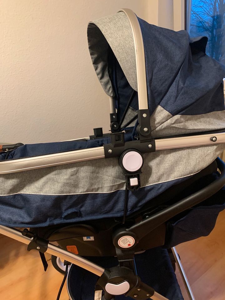 Neuwertigen 3 in 1 Kinderwagen 9 Monate alten in Gelsenkirchen