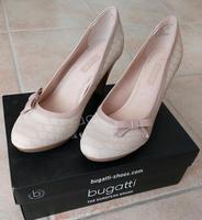 NEU Bugatti Highheels Pumps Gr: 39 Aachen - Vaalserquartier Vorschau