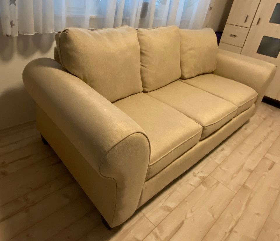 Sofa mit Schlaffunktion / Schlafsofa Landhausstil (Ivory / Creme) in Büttelborn