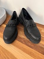 Neuwertige Rieker Loafer Slipper schwarz Gr. 38 Berlin - Spandau Vorschau