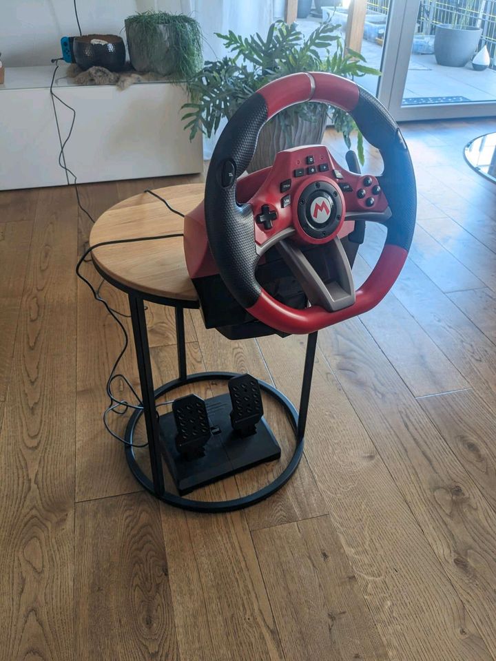 HORI Mario Kart Racing Wheel Pro Deluxe in OVP Switch in Groß-Gerau
