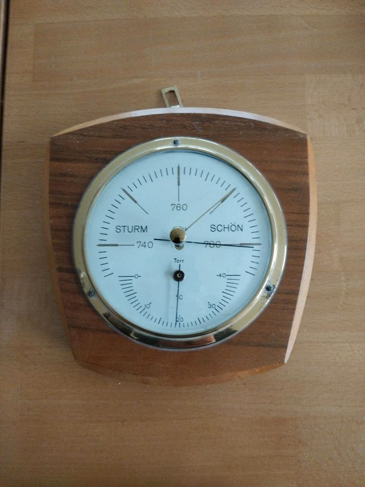 Hübsches Kombi -Thermometer/ Barometer von Fischer in Essingen