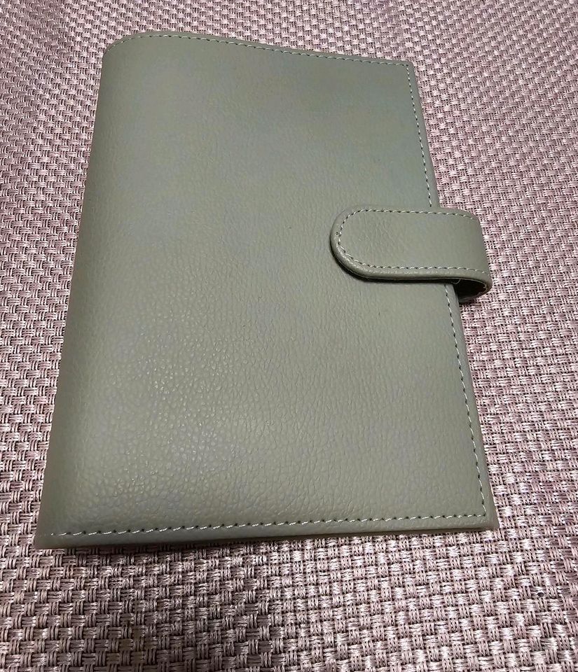A6 Premium Deluxe Binder taupe Starter in Hannover